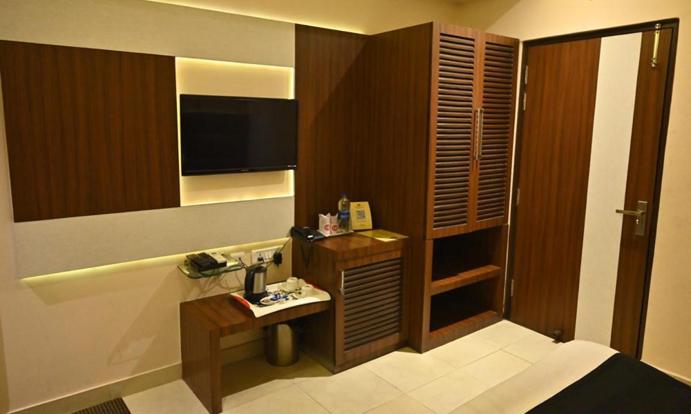 Hotel Royal Cottage Kanpur Zewnętrze zdjęcie
