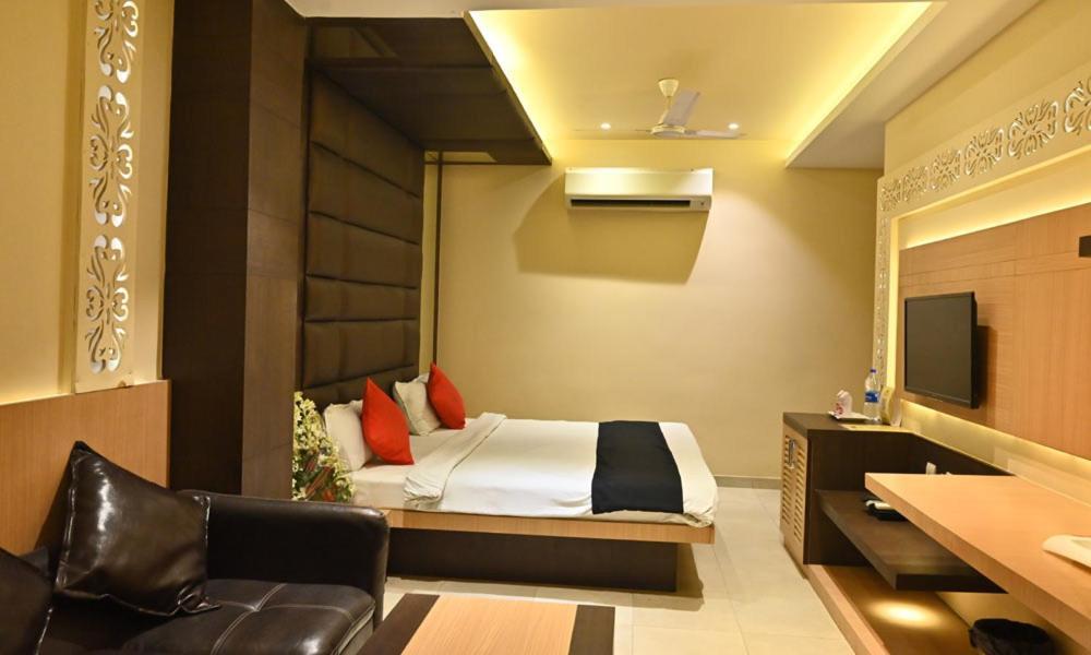 Hotel Royal Cottage Kanpur Zewnętrze zdjęcie