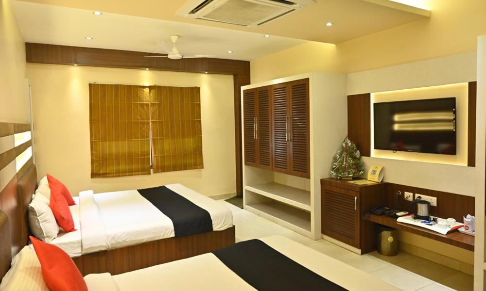 Hotel Royal Cottage Kanpur Zewnętrze zdjęcie