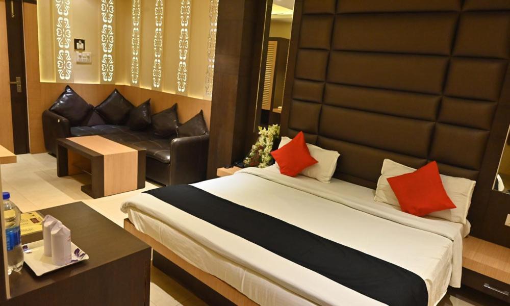Hotel Royal Cottage Kanpur Zewnętrze zdjęcie