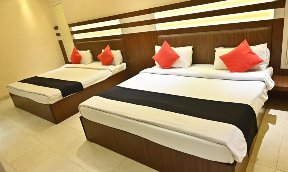 Hotel Royal Cottage Kanpur Zewnętrze zdjęcie
