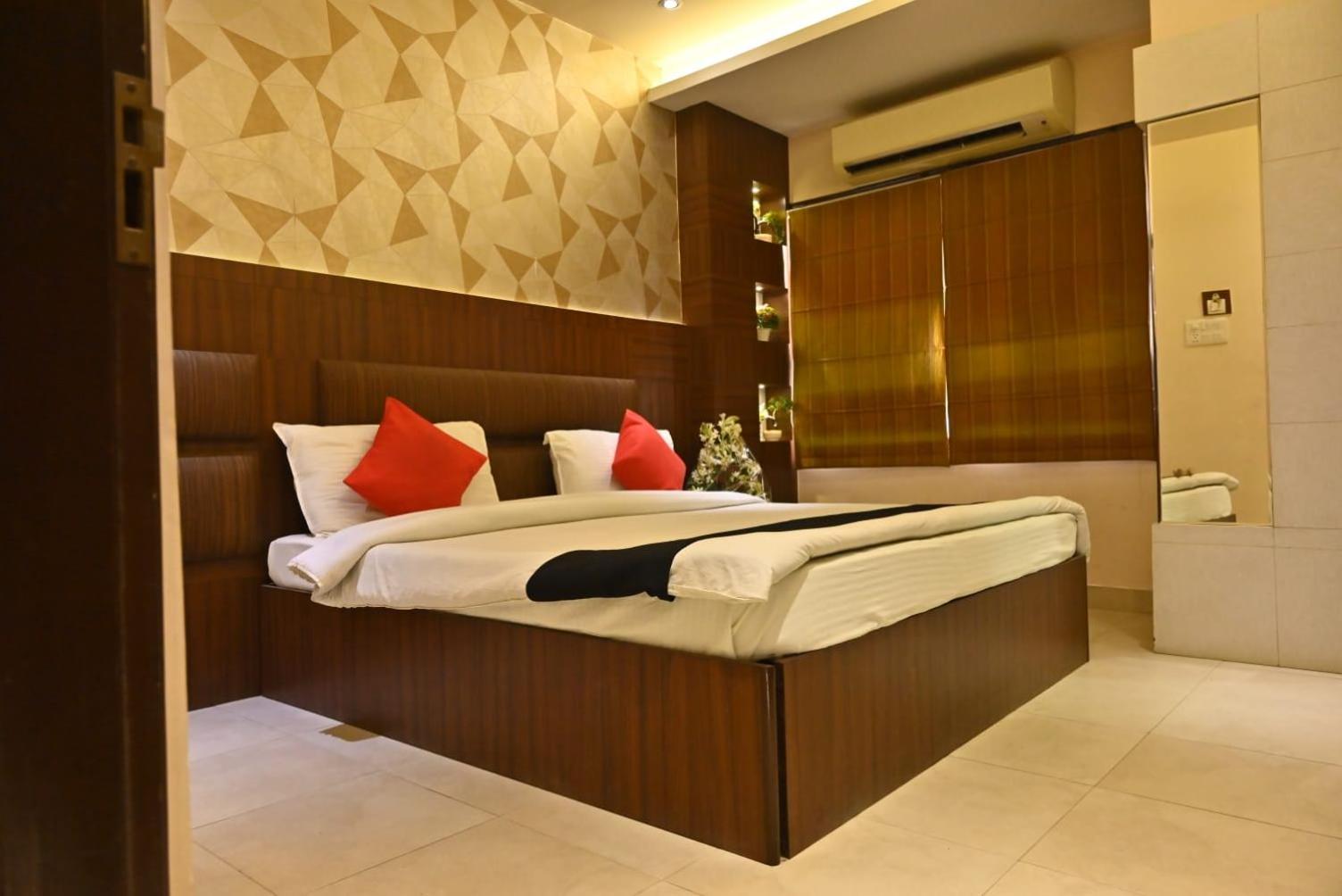 Hotel Royal Cottage Kanpur Zewnętrze zdjęcie