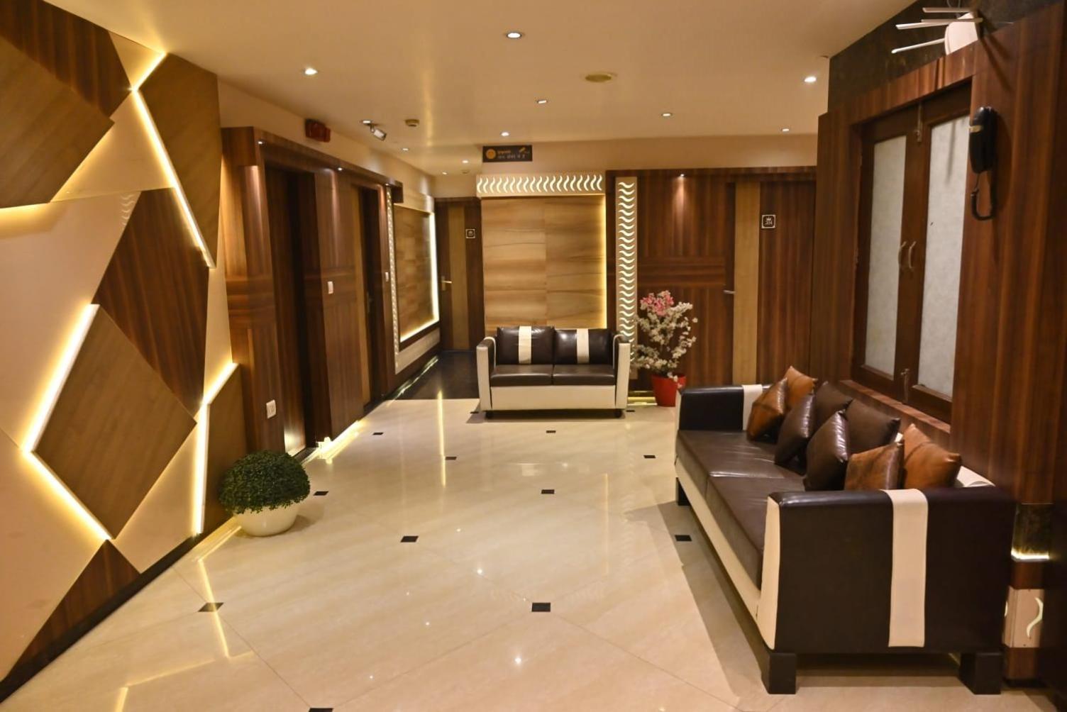 Hotel Royal Cottage Kanpur Zewnętrze zdjęcie