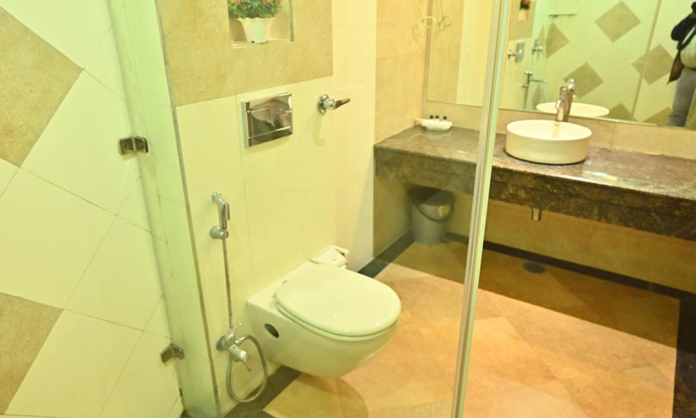 Hotel Royal Cottage Kanpur Zewnętrze zdjęcie